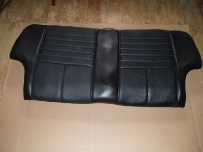 Mazda rx3 *ASIENTO SUPERIOR TRASERO DE FÁBRICA**2 puertas**HTF** Foto 1 de 4