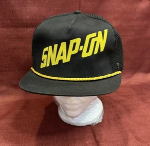 VINTAGE EMBROIDERED SNAP ON TOOLS SNAPBACK TRUCKER HAT CAP Black Gold 80’s 90’s - Picture 1 of 6