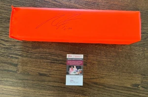 ROBERT GRIFFIN III SIGNED FOOTBALL PYLON AUTO HEISMAN TROPHY BAYLOR JSA COA - Picture 1 of 3