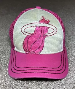New Era 9Forty Girl’s Ball Cap Snap Back Mesh NBA Basketball Miami Heat Shimmer - Picture 1 of 23