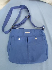 BAGGALLINI CROSSBODY HANDBAG light blue with pink lining, magnet closures - Picture 1 of 7