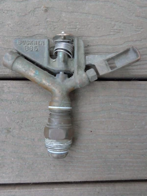 Cabezal de rociadores de césped ajustable de latón Buckner 865 Fresno Calif RARO de colección Foto 1 de 4