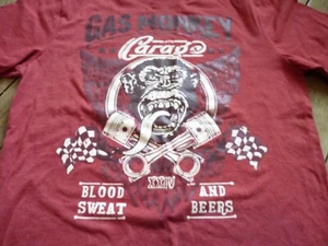 *New with Tags - Unisex Medium Red T-shirt Cargo Blood Sweat and Beers ! - Bild 1 von 2