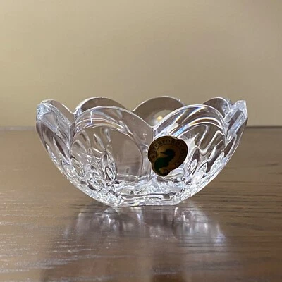 Waterford Lismore 4" Crystal Heart Bowl ~ Signed & Sticker ~ Giftology - Image 1 of 4