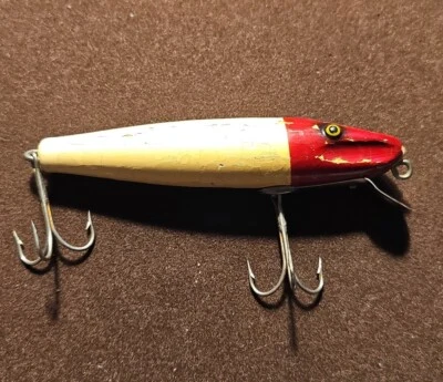 Señuelo de pesca de madera vintage PAW PAW Pike Minnow cuerpo blanco rojo cabeza acanalada Foto 1 de 4