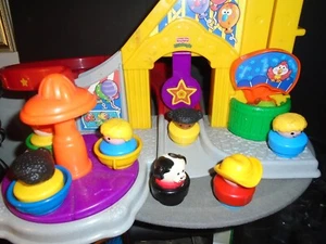 fisher price little people playground with slide - Picture 1 of 3