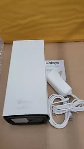 Linksys HomeWRK LN1301 Tri-band Wi-Fi 6 4.2Gbps MX4300 - White with ac/cat 5 - Picture 1 of 3