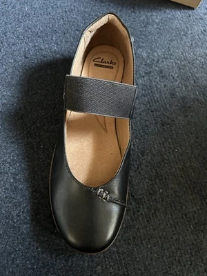 LADIES CLARKS BLACK LEATHER MARY JANE MEDORA ELIE SLIP ON SHOES  9 W WIDE NIB - Image 1 of 4