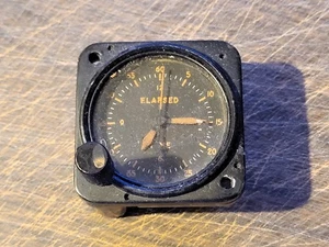 Reloj de avión Waltham tiempo transcurrido de la guerra de Vietnam - funcionando - restaurado 1964 - Imagen 1 de 7