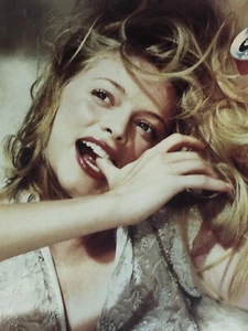 Heather Graham 8x10 Photo Picture - Picture 1 of 2