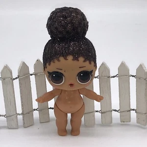 LOL Suprise Muñeca Tot Desnudo Jefe Reina Brillo Ropa Accesorio - Imagen 1 de 5