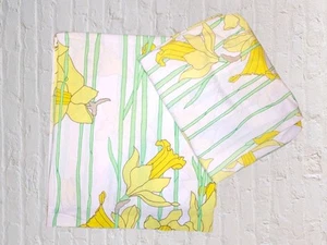Vtg 70s Martex Twin Sheet Set Bright Yellow Floral Daffodils Mod Fitted Flat - Picture 1 of 4
