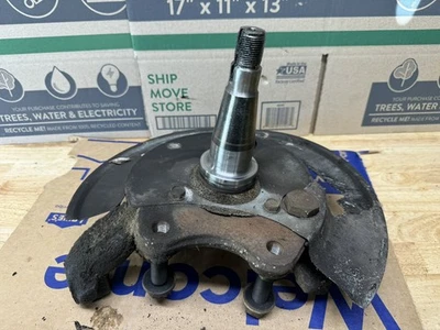 92 Dodge Ram D250 D350 Passenger RIGHT  Spindle  Steering Knuckle - Image 1 of 4