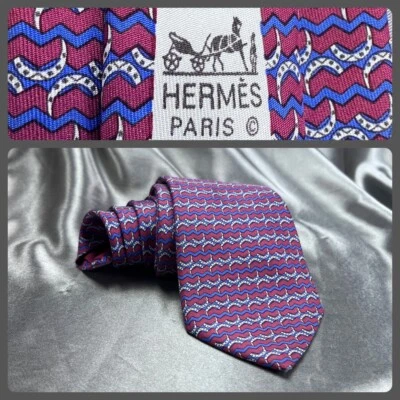 Corbata Hermes Zig Zag Lucky Horse para hombre diseñador seda cuello Francia 7105 OA Foto 1 de 4