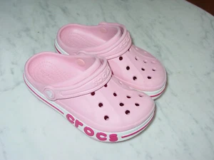 Girls Toddler Pink Crocs! Size 10C - Picture 1 of 11