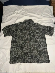 Guess Island Soul Woodland Camouflage Button Up Shirt Medium - Picture 1 of 5