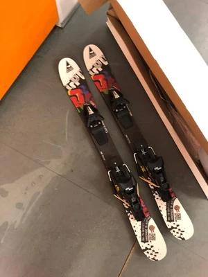 GPO Snowblade SnowKid short ski incl Tyriola SR 10 Safety Binding 99cm length  - Image 1 of 3