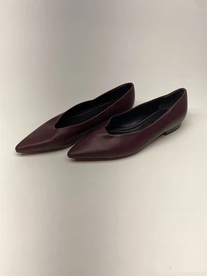 Vince Mujer Isabel Planos Cuero Borgoña Punta Sin Cordones Talla 9.5 Foto 1 de 4