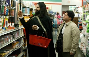 Was wir im Schatten tun 17" x 11" - Nandor Guillermo Werbedruck Poster - Bild 1 von 1