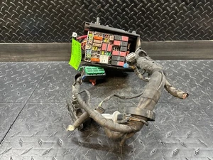 Caja de fusibles de motor COMPASS faros halógenos 17-21 a 9 velocidades - Imagen 1 de 5