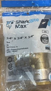 SharkBite MAX 3/4” x 3/4” x 3/4” Push-to-Connect Brass Tee Fitting, - Picture 1 of 1
