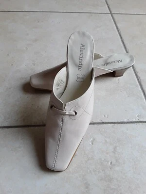 Mules vintage femme en 37 beige chaussures sabots cuir neuf - Photo 1/4