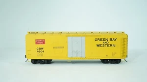 All-Nation Line O Scale 2-Rail Green Bay & Western Plug Door Box Car #9304 W20 - Picture 1 of 13