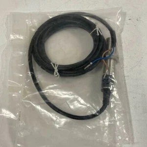 New -IG0327 INDUCTIVE SENSOR - Picture 1 of 2