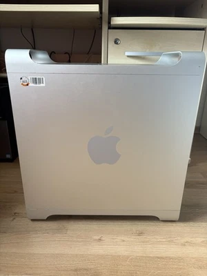 Apple Mac Pro 1,1 (Modell A1186) Mac Pro (Original – 1st Generation) - Bild 1 von 4
