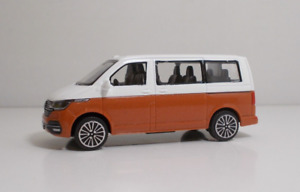 Bburago 30010 Volkswagen T6.1 Transporter 2020 - METAL Scala 1:43