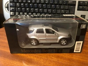 New Ray City Cruiser 1/32 Scale #54303 Mercedes-Benz M-Class - Taped Box - Picture 1 of 6