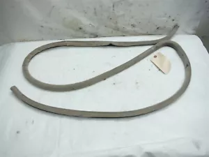 1998 LEXUS LS400 DRIVER LEFT FRONT BODY SEAL WEATHERSTRIP OEM 1998-2000 - Picture 1 of 9