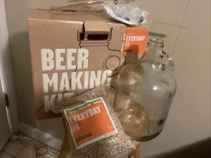 Bierset Brooklyn Brew Shop Everyday IPA Bierherstellungsset mit Zutaten Alkohol - Bild 1 von 12
