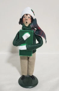 Byers Choice The Carolers Boy With Present 10" de alto ~ 1990 - Imagen 1 de 9