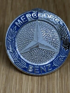 OEM Genuine Mercedes Front Grill Grille Emblem Badge W124 w201 201 - Imagen 1 de 11