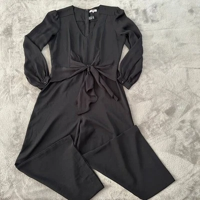 Mono corto Parker negro manga larga pierna ancha para mujer 12 corbatas delanteras Foto 1 de 4