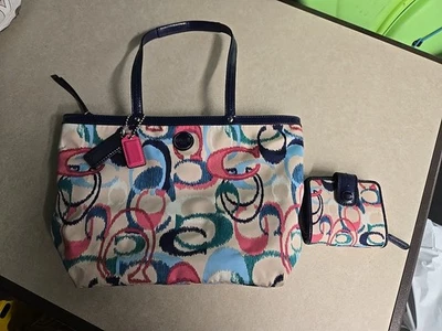 Bolso de Hombro COACH "IKAT" Scribble C con Cartera F24450 USADO Foto 1 de 4