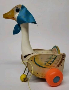 Rare 1964 Fisher-Price Mother Goose Pull Toy Waddles, Wags, & Honks Vintage - Picture 1 of 10