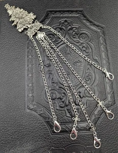 Árbol Chatelaine de Invierno con Clip de Cintura Regalos de Navidad Opcionales - Mrs Claus - Imagen 1 de 11