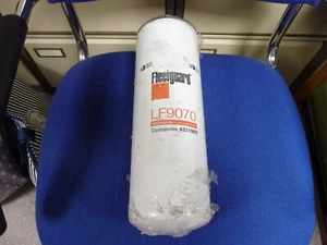Cummins Fleetguard extended service lube filter LF9070 - Picture 1 of 3