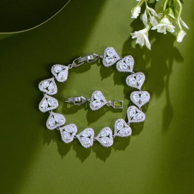 Luxury Silver Plated Cubic Zirconia Heart Chain Tennis Bracelet for Women Bridal Foto 1 de 4