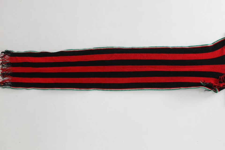 Sciarpa Calcio scarf TIPO MILAN LUCCHESE FOGGIA bufanda Schal écharpe - Immagine 1 di 1