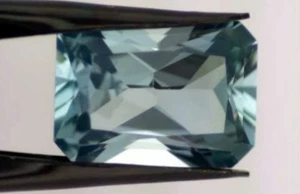 ZIRCONIA CÚBICA COLOR AGUAMARINA 12 x 10 mm CORTE ESMERALDA - Imagen 1 de 1