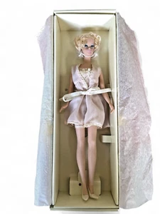 Barbie Doll silkstone Fashion model collection lingerie 2001 NRFB 55498 - Imagen 1 de 5