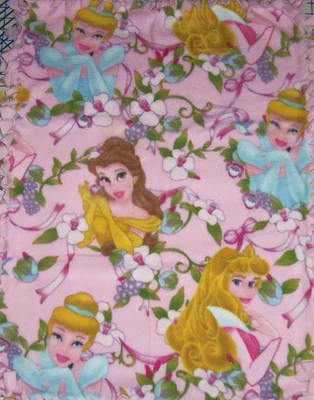 Tela de costura artesanal de vellón rosa Disney Aurora Belle Cenicienta una yarda NUEVO Foto 1 de 2