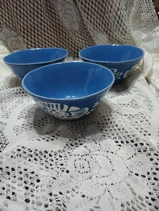 Cuencos de inmersión Bloom azul y blanco. Juego de 3. - Imagen 1 de 5