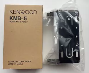 Soporte de montaje Kenwood KMB-5 M2 para TK-690, TK-790, TK-890, TK-5710, TK-5810 - Imagen 1 de 3