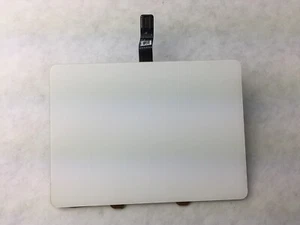 Apple bianco MacBook A1342 2009-2010 trackpad touchpad parte Apple # 820-2615-A - Foto 1 di 7