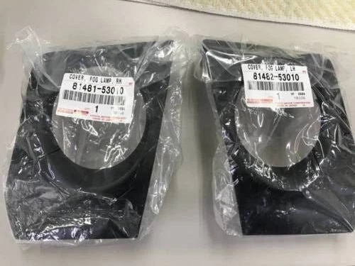 LEXUS FOG LAMP COVER RH & LH SET, 81481-53010 81482-53010, IS F USE20 GENUINE - Image 1 of 3
