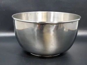 Tazón de mezcla de acero inoxidable hecho en Corea patas 8,5"" por 4,5"" usado - Imagen 1 de 15